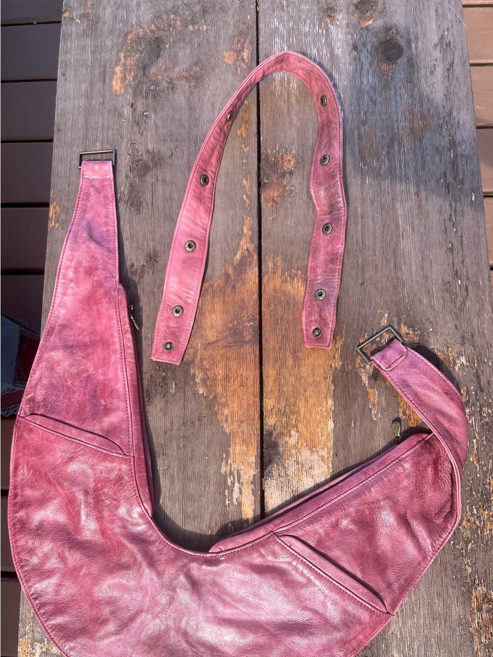 Everyday Leather Crescent Crossbody in Dusty Rose - Picture 4 of 6